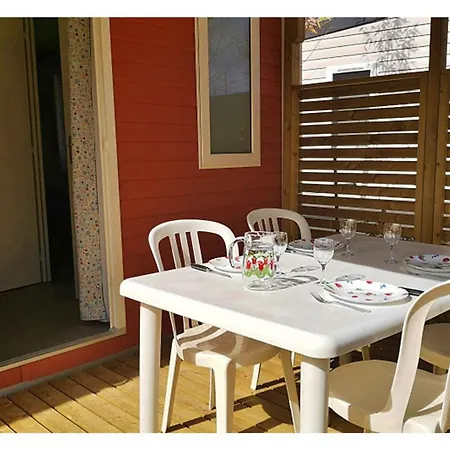 Mobil-home Avec Terrasse Pour 4 Personnes - Api-1-52-801